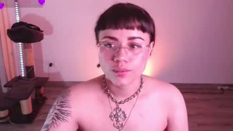 Snapshot of marsdoll chatting on September 16, 11:17 pm Marsdoll online show from September 16, 11:17 pm