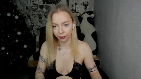 Martha Cameron online show from December 23, 9:18 pm