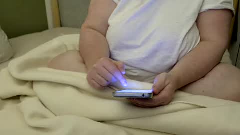 Snapshot of marthabriest chatting on September 29, 3:22 am Martha online show from September 29, 3:22 am