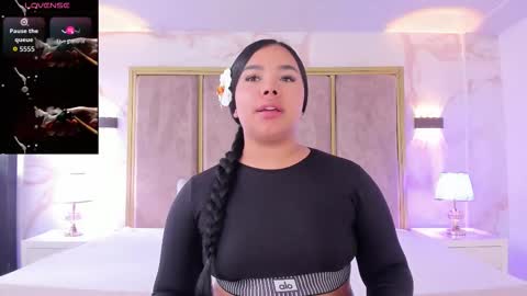 Martina Garcia online show from November 11, 7:47 pm