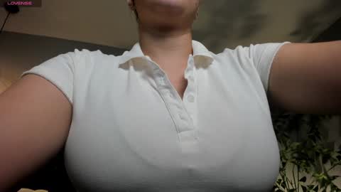 Martinna Bonnet online show from December 2, 10:39 am