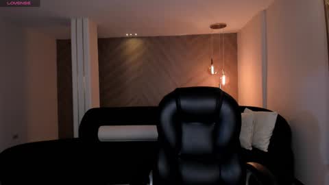 Martinna Bonnet online show from December 16, 10:29 am