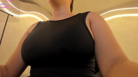 Martinna Bonnet online show from November 29, 10:07 am