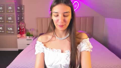 Snapshot of mary_butler chatting on November 27, 9:22 am Carrie online show from November 27, 9:22 am