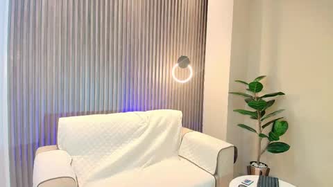 mary_cute9 online show from February 25, 5:25 pm