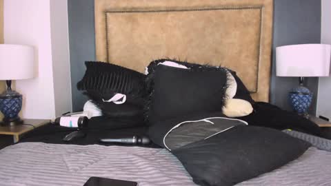   online show from December 30, 10:55 pm