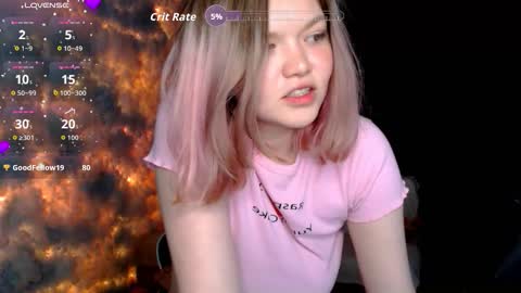 Snapshot of mary_lunar chatting on September 16, 3:40 am Mary online show from September 16, 3:40 am