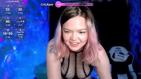 Snapshot of mary_lunar chatting on September 17, 7:37 pm Mary online show from September 17, 7:37 pm