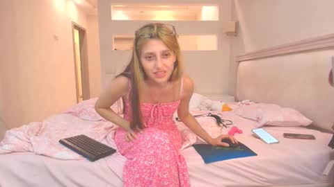 marya442004 online show from October 1, 1:22 am