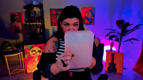 Mary online show from October 14, 8:31 pm