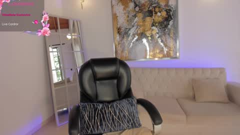  Mary  online show from March 1, 3:05 pm