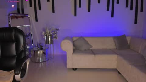  Mary  online show from March 10, 5:50 pm