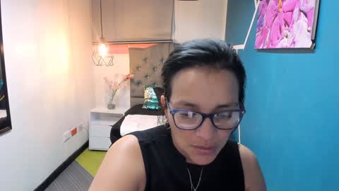 Marylin online show from December 13, 2:54 am