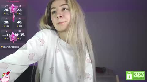 Snapshot of marylyrose chatting on December 27, 11:53 pm maryly rose online show from December 27, 11:53 pm