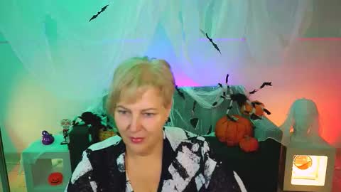 Snapshot of marymogan chatting on October 30, 4:25 am marymogan online show from October 30, 4:25 am