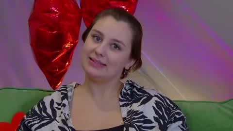 MaryMurrays online show from February 25, 3:52 am