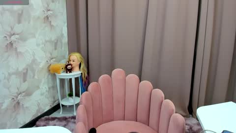 Luucy UTC1 Mon Tue Wed Thu Fri 0500-1130 online show from October 10, 4:00 am