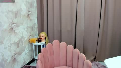 Luucy UTC1 Mon Tue Wed Thu Fri 0500-1130 online show from October 20, 2:45 am