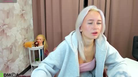 Luucy UTC1 Mon Tue Wed Thu Fri 0500-1130 online show from October 21, 2:45 am