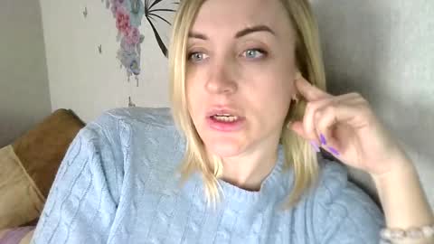 maryyemm online show from March 8, 2:51 pm