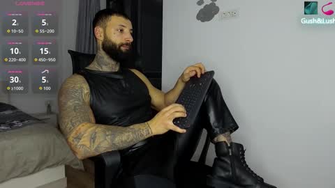 masculineguy69 online show from October 9, 7:01 pm