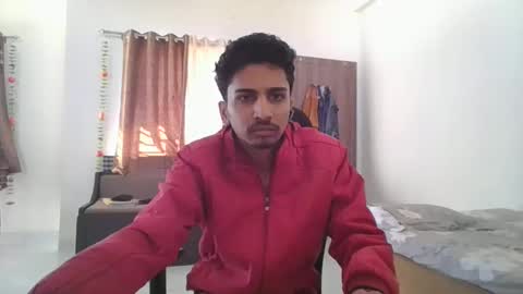 maskboyz2003 online show from January 4, 4:44 am