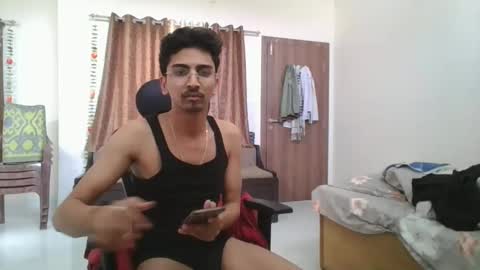 maskboyz2003 online show from January 22, 10:07 am