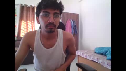 maskboyz2003 online show from February 21, 4:07 am