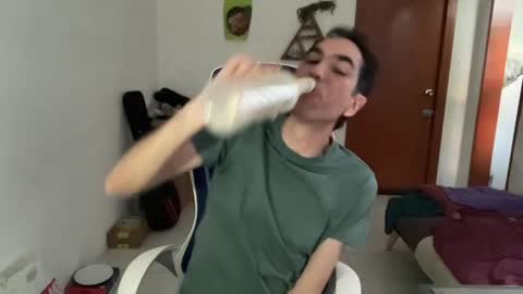 Snapshot of masked_latin_noir chatting on November 13, 11:14 pm Masked Latin Noir online show from November 13, 11:14 pm