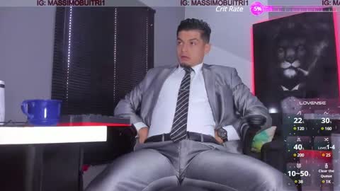 I am Massimo online show from December 30, 1:36 pm