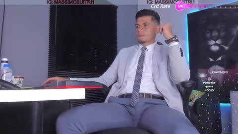 I am Massimo online show from January 31, 1:01 am