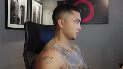 Massimo online show from November 17, 8:25 pm