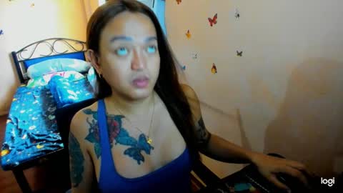 Snapshot of massivecockcum chatting on January 7, 11:14 pm kimmy online show from January 7, 11:14 pm