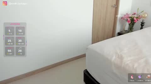 Eve   Independent model online show from September 13, 2:06 pm