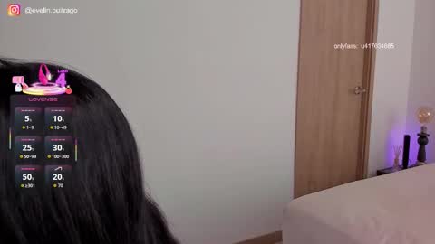 Eve   Independent model online show from October 2, 6:37 pm