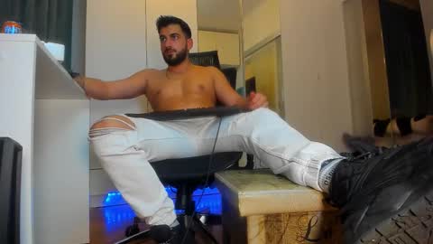 Matthew online show from October 10, 9:25 pm