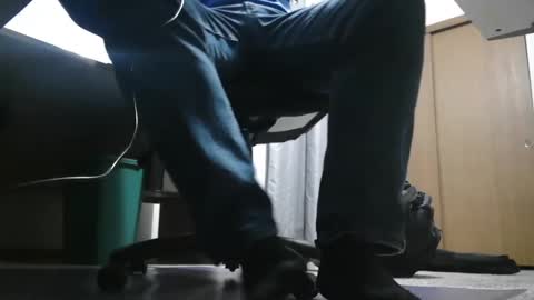 Snapshot of master_thorn chatting on December 15, 3:34 am Master Thorn online show from December 15, 3:34 am