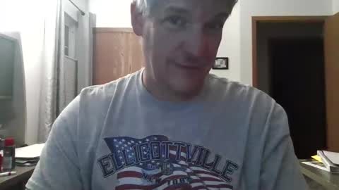 Snapshot of master_thorn chatting on October 21, 1:39 am Master Thorn online show from October 21, 1:39 am