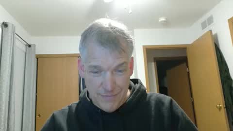 Snapshot of master_thorn chatting on October 29, 2:14 am Master Thorn online show from October 29, 2:14 am