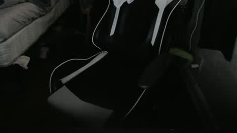 Snapshot of masterbatemike1 chatting on January 12, 4:40 pm MasterbateMike online show from January 12, 4:40 pm