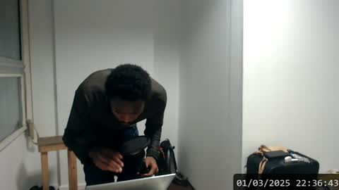 Snapshot of masterdomfuck chatting on March 2, 1:36 am Masterdomfuck online show from March 2, 1:36 am