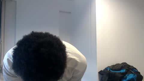 Snapshot of masterdomfuck chatting on March 5, 9:26 pm Masterdomfuck online show from March 5, 9:26 pm