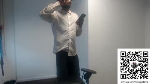 Snapshot of masterdomfuck chatting on September 18, 12:18 pm Masterdomfuck online show from September 18, 12:18 pm