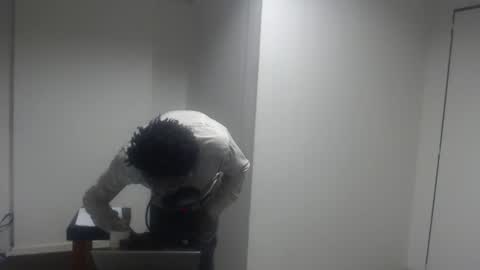 Snapshot of masterdomfuck chatting on October 3, 3:03 am Masterdomfuck online show from October 3, 3:03 am