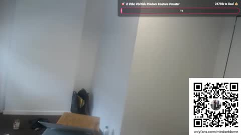 Snapshot of masterdomfuck chatting on October 5, 4:38 pm Masterdomfuck online show from October 5, 4:38 pm