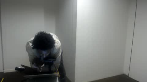 Snapshot of masterdomfuck chatting on October 15, 2:01 am Masterdomfuck online show from October 15, 2:01 am