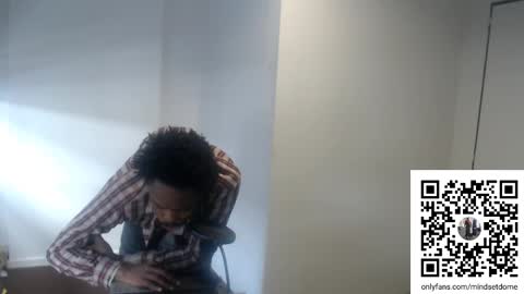 Snapshot of masterdomfuck chatting on October 18, 6:19 pm Masterdomfuck online show from October 18, 6:19 pm