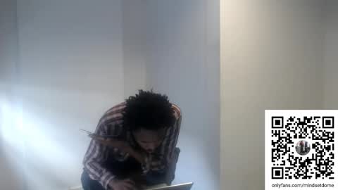 Snapshot of masterdomfuck chatting on November 10, 6:40 pm Masterdomfuck online show from November 10, 6:40 pm