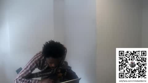 Snapshot of masterdomfuck chatting on November 11, 3:12 pm Masterdomfuck online show from November 11, 3:12 pm