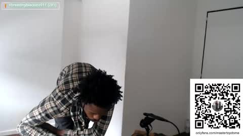 Snapshot of masterdomfuck chatting on November 30, 2:43 pm Masterdomfuck online show from November 30, 2:43 pm